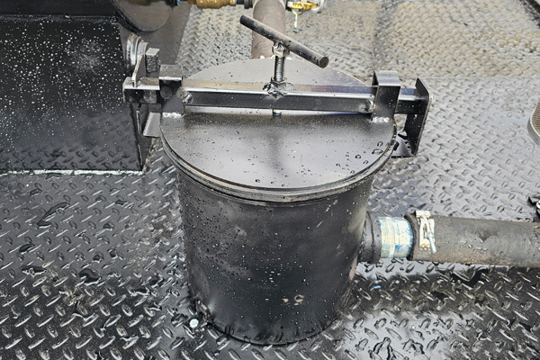 Sealcoat Trailer Filter Pot